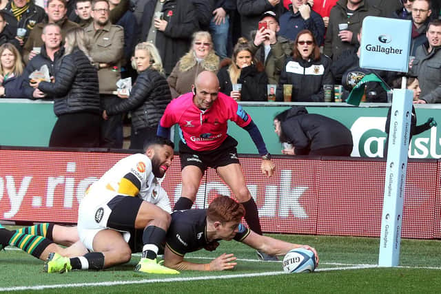 Andrew Kellaway got things started for Saints with a fine finish (pictures: Sharon Lucey)