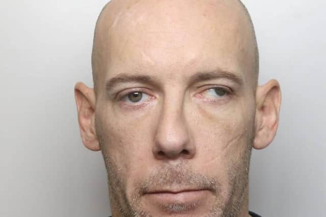 Wanted: Ross Laird NNL-181123-151157005