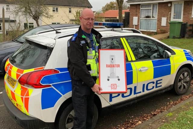 PCSO Chris Burrows delivers the portable heater to the woman in need (Picture courtesy of PCSO Paul Hurst @PCSOHurst)