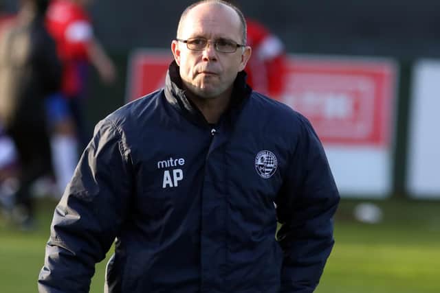 Andy Peaks saw AFC Rushden & Diamonds team bounce back from their New Year's Day defeat with an incredible 4-3 success at Hitchin Town