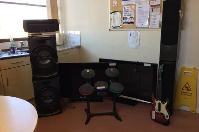 The equipment seized from Simon Tuck. NNL-190125-115749005