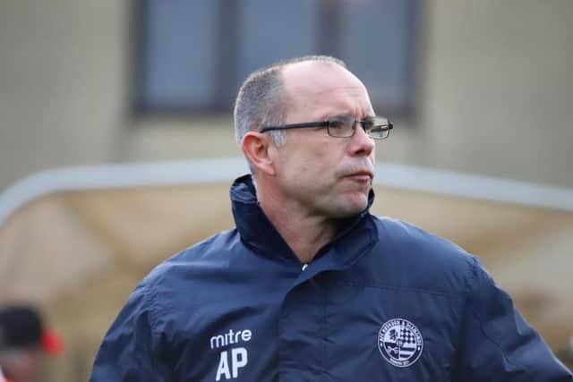 AFC Rushden & Diamonds manager Andy Peaks takes his team to face struggling Halesowen Town this weekend