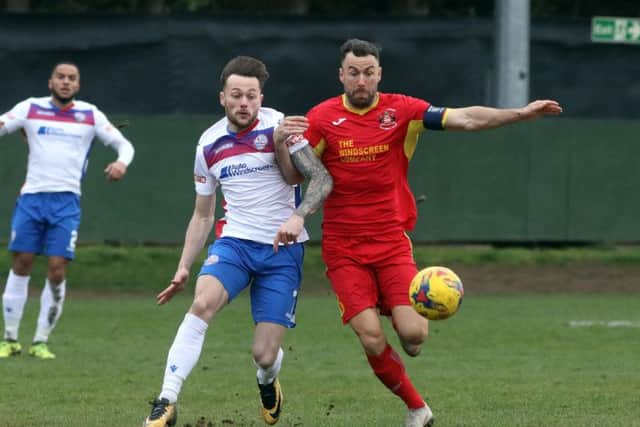 Sam Johnson battles for possession during Diamonds' home success