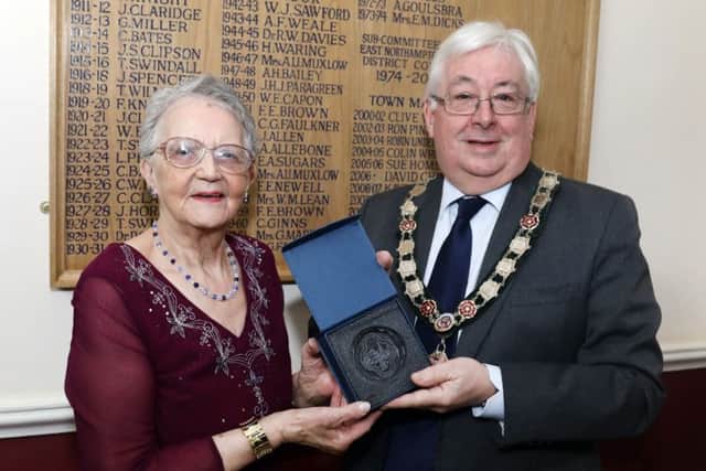 Jean Anderson and Mayor of Rushden David Coleman with the award