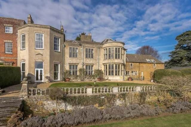 You don't get the whole of Glendon Hall near Kettering for 1m, but you do get the best bit. The grade II listed hall was split into four separate homes in the 70s and the South Wing, with five bedrooms is on the market with Strutt & Parker.