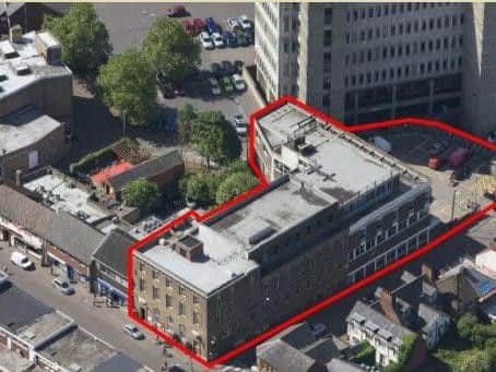 The area to be developed is outlined in red.
