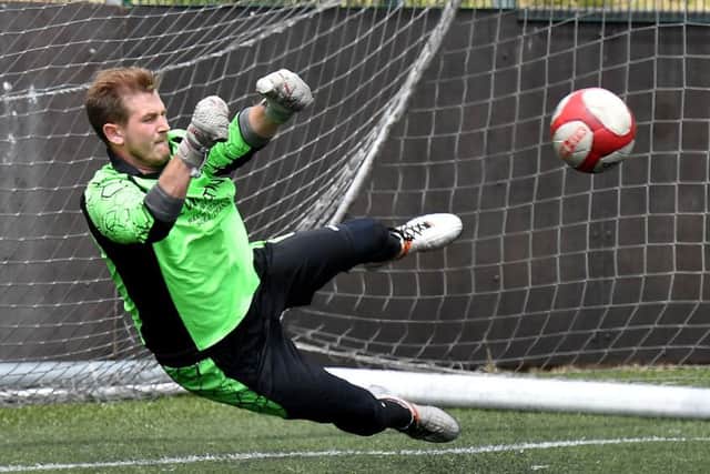 Niall Cooper has signed for Diamonds after impressing in pre-season