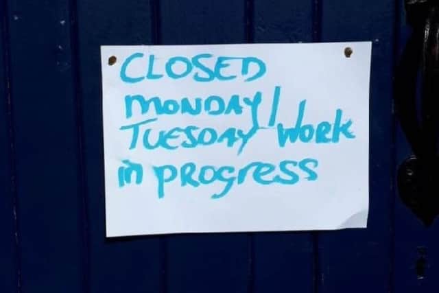 The sign which appeared on the door of The White Hart