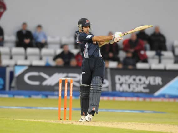 Kyle Coetzer thrashed 39 at the top of the innings for the Steelbacks