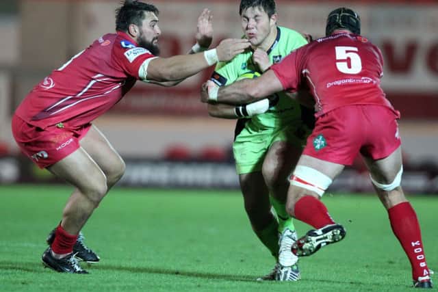 LV=Cup
Llanelli Scarlets V Saints.
Ethan Waller. NNL-140811-020318009