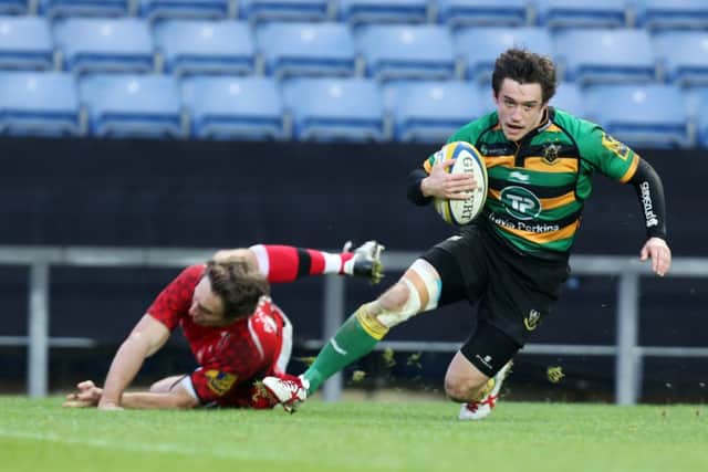 London Welsh v Northampton Saints. NNL-141130-165540009