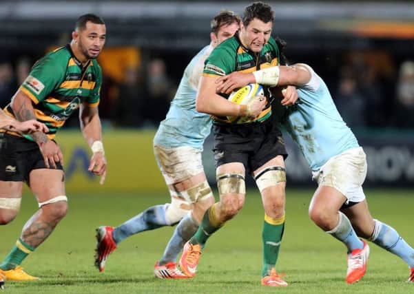 Saints back row forward Phil Dowson says he and his team-mates can't rely on the likes of Samu Manoa playing every game