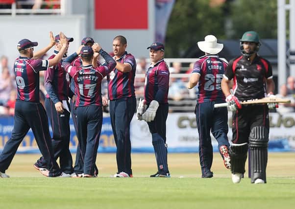 Northants Steelbacks saw off Leicestershire Foxes on Sunday (pictures: Kirsty Edmonds)