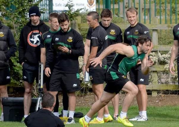 Luke Eves (second right) in Saints training (picture: Dave Ikin)