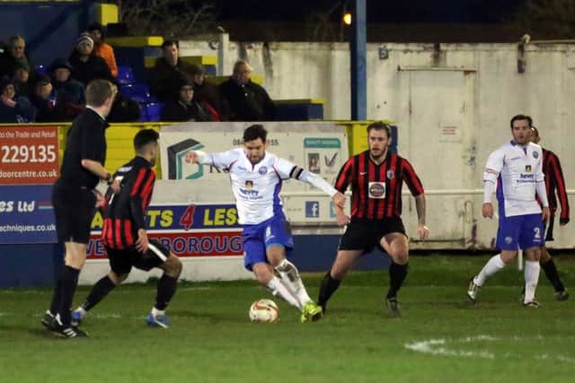 AFC Rushden & Diamonds will be assessing the fitness of captain Richard Bunting ahead of tomorrow's home game with North Greenford United