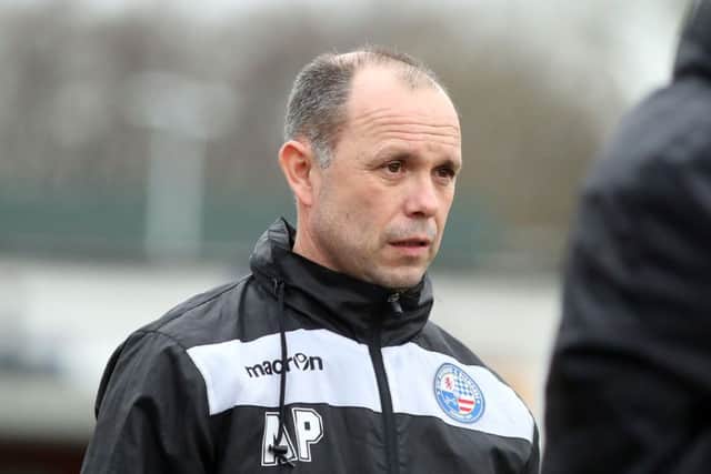 Diamonds manager Andy Peaks