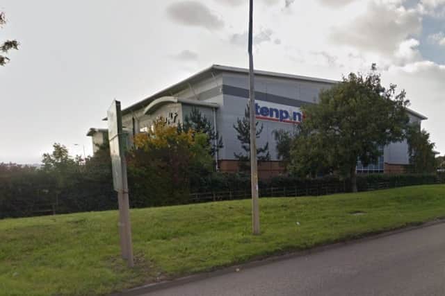 Tenpin, Sixfields