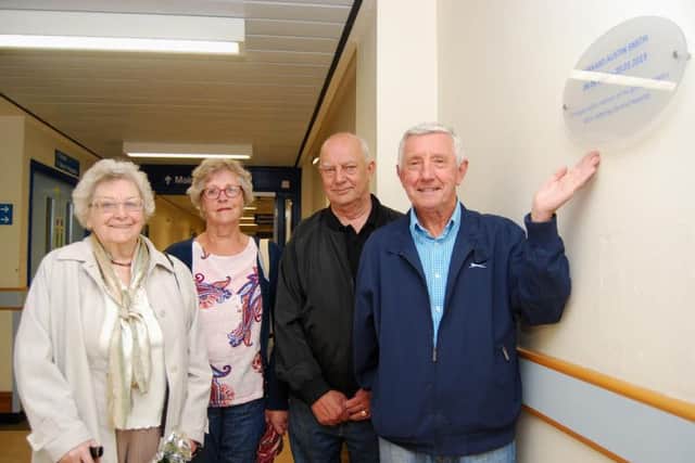 Janet Lambert, Patricia Gatehouse, Terry Stanley and John Gatehouse with Bernard Smith's plaque at KGH