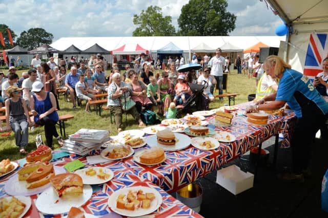 Crowd pleaser during the cake judging.
PICTURE: ANDREW CARPENTER