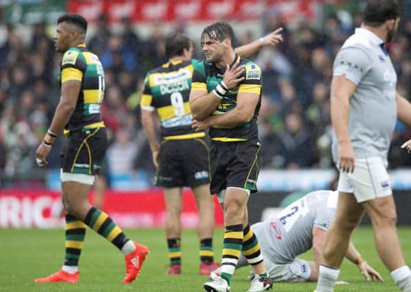 Ben Foden was forced off with an injury (pictures: Kirsty Edmonds)