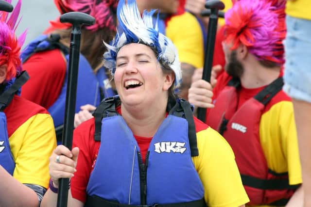 Dragon Boats: Kettering: Rotary Clubs' Dragon Boat Race 2016 for Cransley Hospice and Lakelands Hospice. Sunday September 5, 2016 NNL-160409-205750009