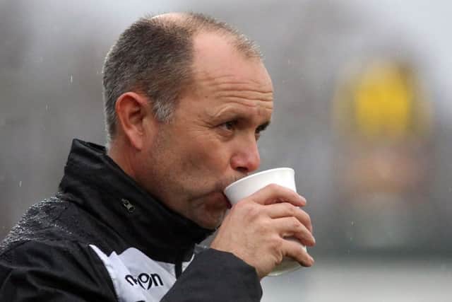 Andy Peaks knows AFC Rushden & Diamonds' unbeaten run will get a stern test at leaders Shaw Lane tomorrow
