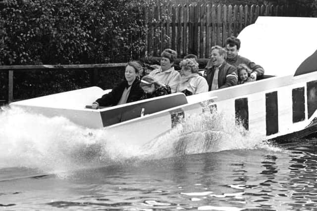 Retro Wicksteed Park Water Chute 31/03/1991 NNL-161219-100725005