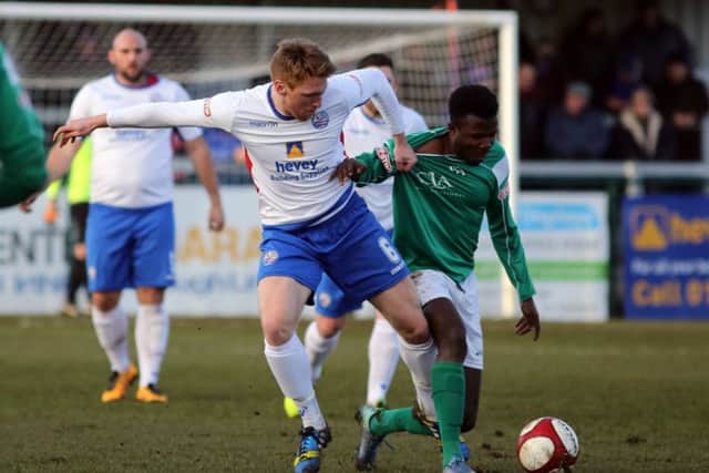 Ben Farrell gave AFC Rushden & Diamonds the lead with an overhead kick as they won 2-1 at Sheffield FC