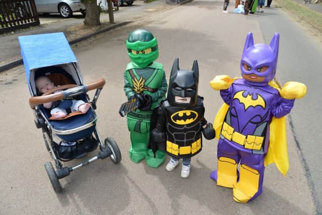 Desborough carnival 2017 NNL-170626-111042001