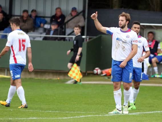 Tom Lorraine grabbed his 60th goal for the club as he scored twice in AFC Rushden & Diamonds' 4-1 victory at Uxbridge